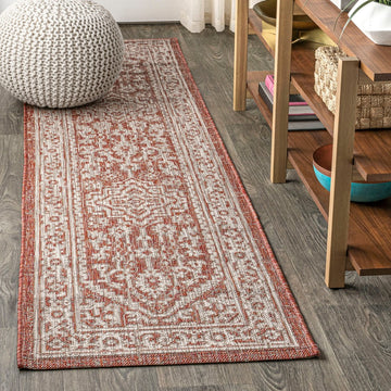 Sinjuri Medallion Textured Weave Indoor/outdoor Runner Rug
